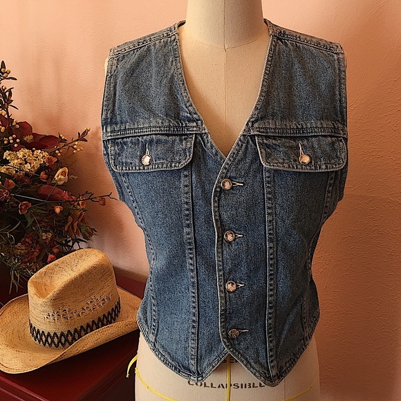 Vintage Jackets & Blazers - Vintage Liz wear rhinestone denim jean vest M